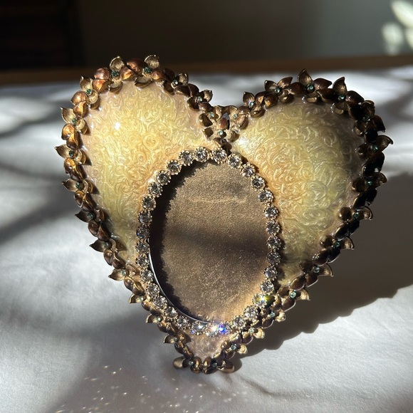 Jay Strongwater heart frame “Dominique” with Swarovski crystals. - Picture 5 of 5